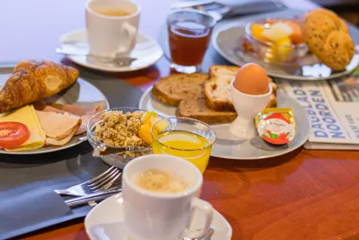 Ontbijten bij Hotel de Boegschroef